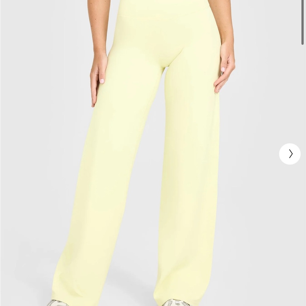 BRAND NEW NWT SoftMotion Straight Leg Bottoms Oner Active Pastel Yellow